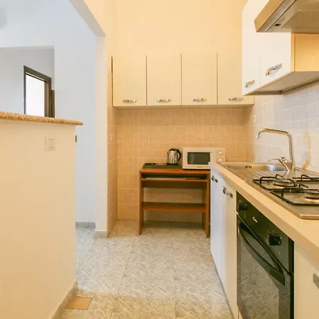 Speedy Lovely - 9 Fino A 52 Ospiti - Airport Aparthotel Fiumicino