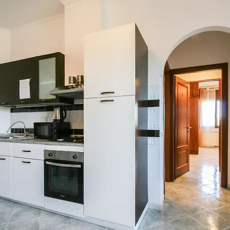 Speedy Lovely - 9 Fino A 52 Ospiti - Airport Aparthotel